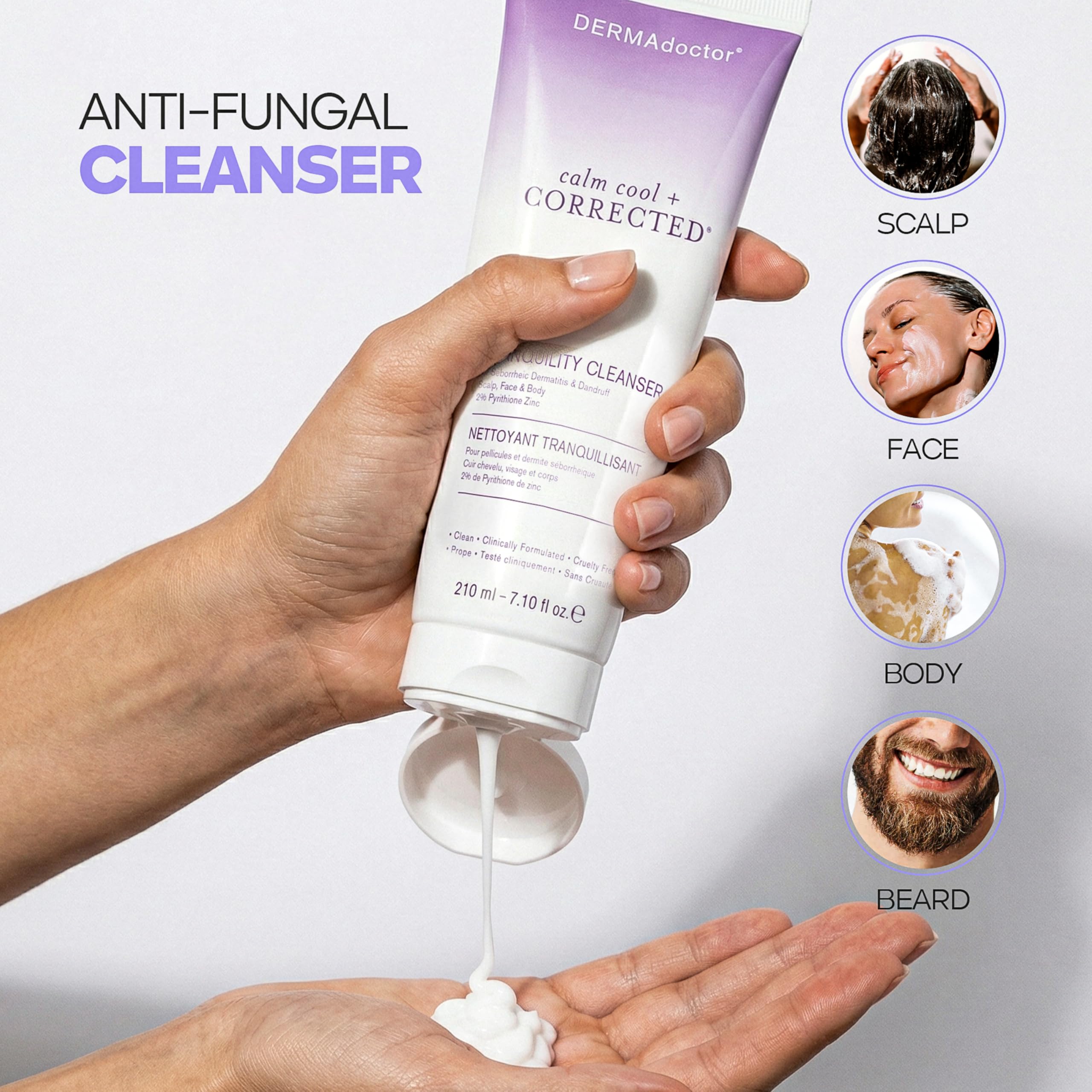 DERMAdoctor shampoo vertido en la mano, uso diario para cara y cuero cabelludo.