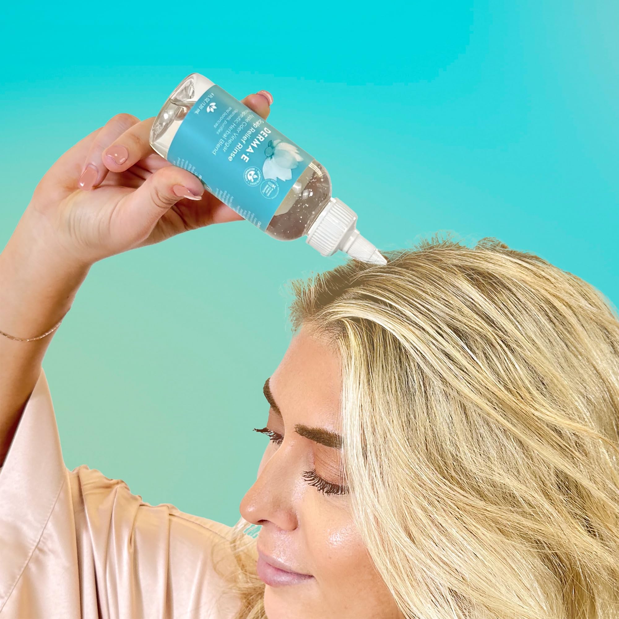 Derma E exfoliante de cuero cabelludo, uso diario suave.