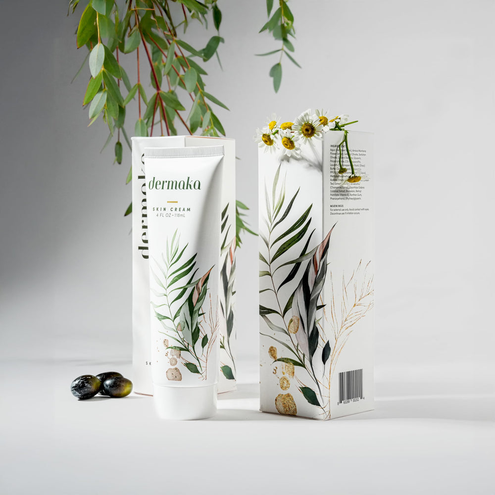 Dermaka Crema de Árnica detalle de textura, crema suave y no grasa.