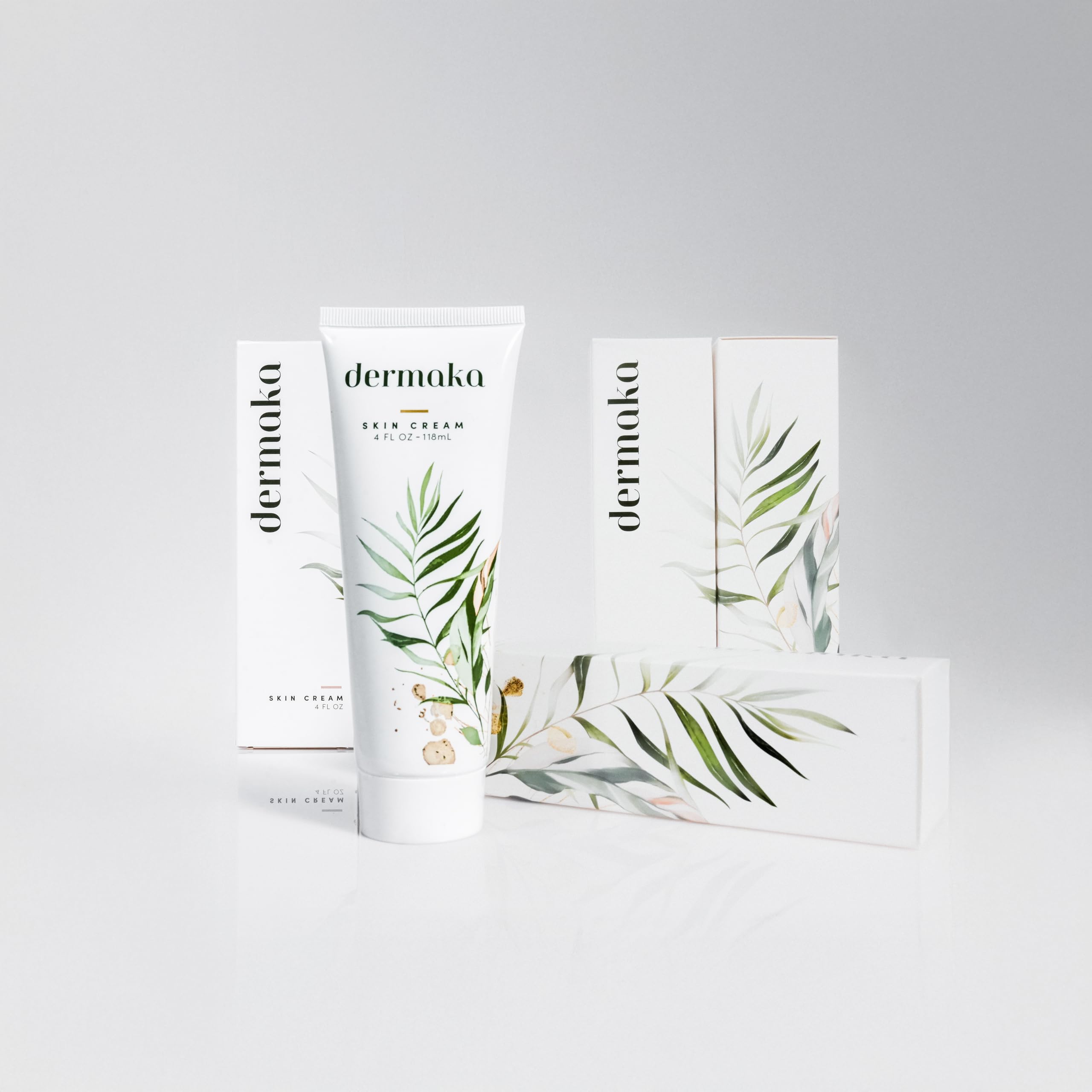 Dermaka crema uso pre y post procedimiento como parte de la rutina.