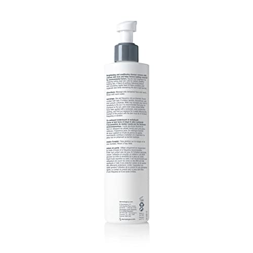 Dermalogica Daily Glycolic Cleanser aplicándose en rostro para limpieza eficaz