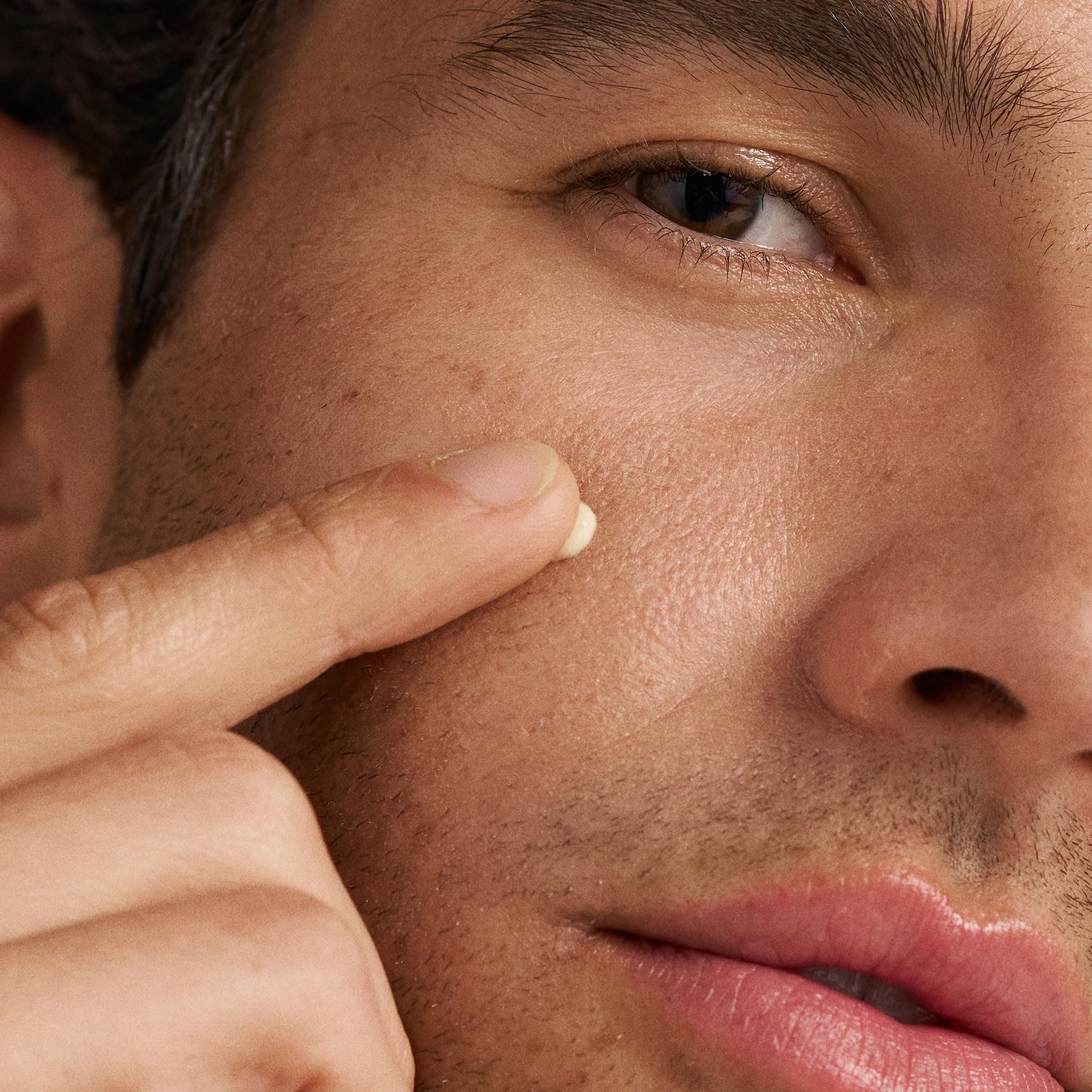 Dermalogica Parche líquido para acné con niacinamida equilibra la piel.