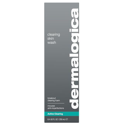 Dermalogica espuma limpiadora en manos ofrece limpieza eficiente sin resequedad.