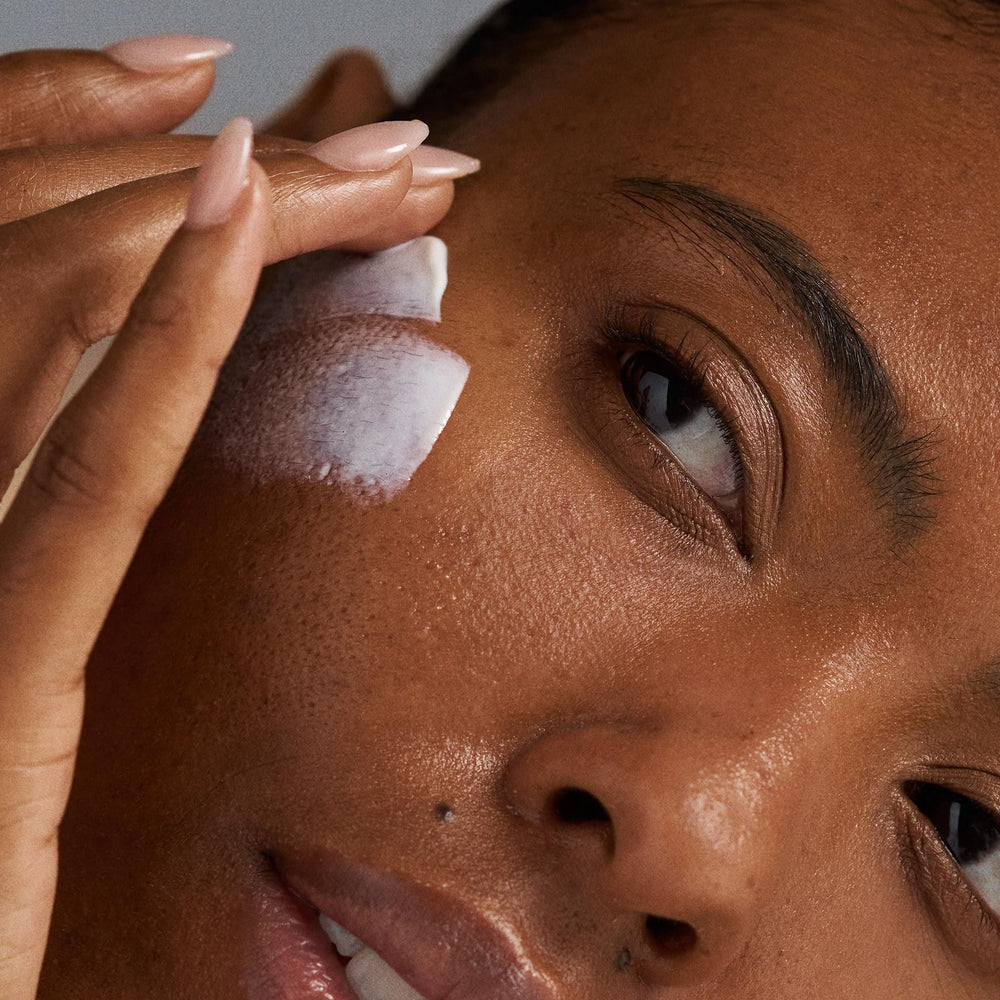 Dermalogica Invisible Physical Defense SPF30, usa óxido de zinc no nano para protección suave.