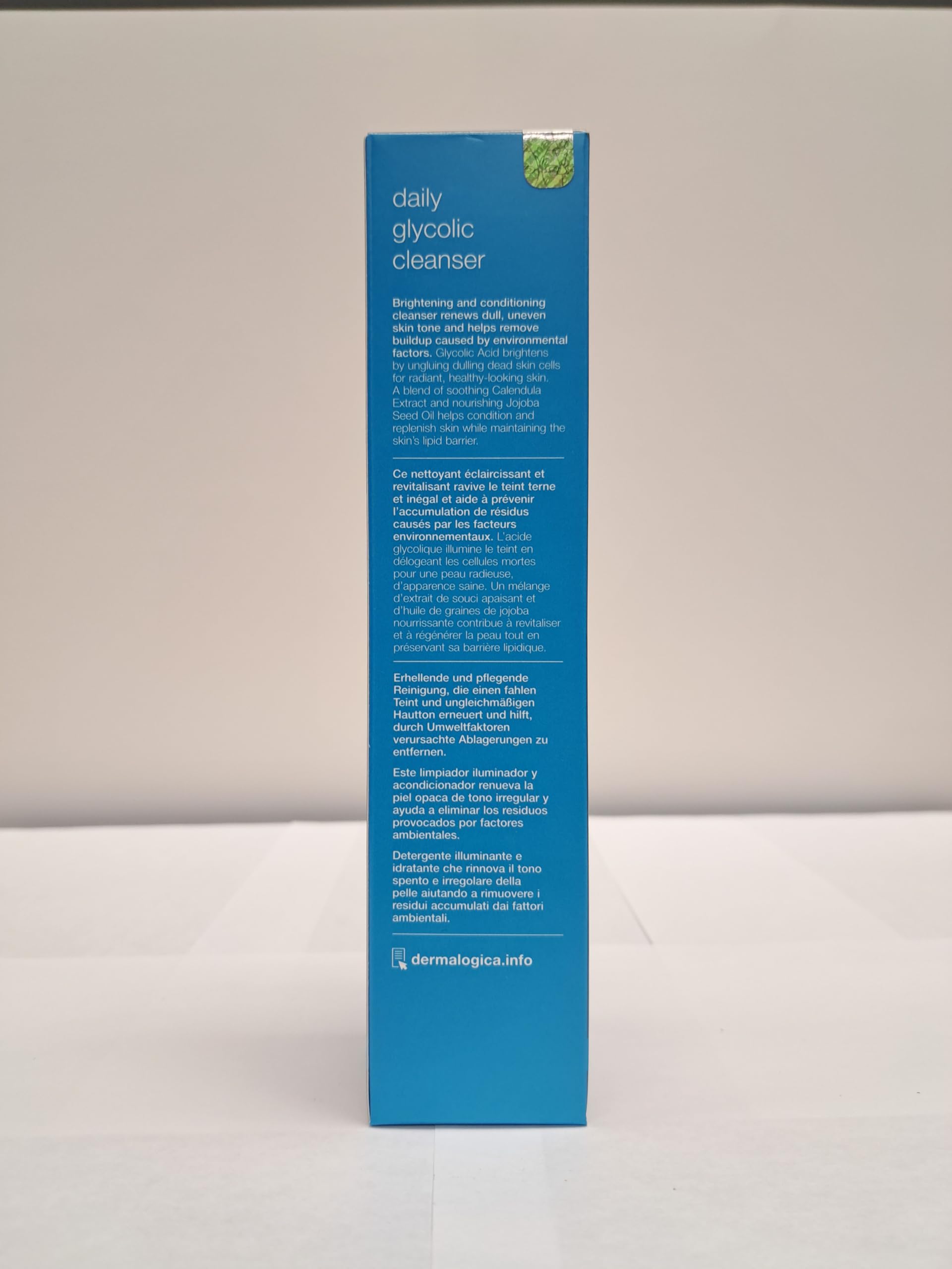 Préparation idéale avant sérum et crème avec Dermalogica Nettoyant Quotidien