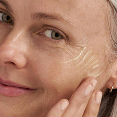 Dermalogica suero retinoide, tono de piel más uniforme.