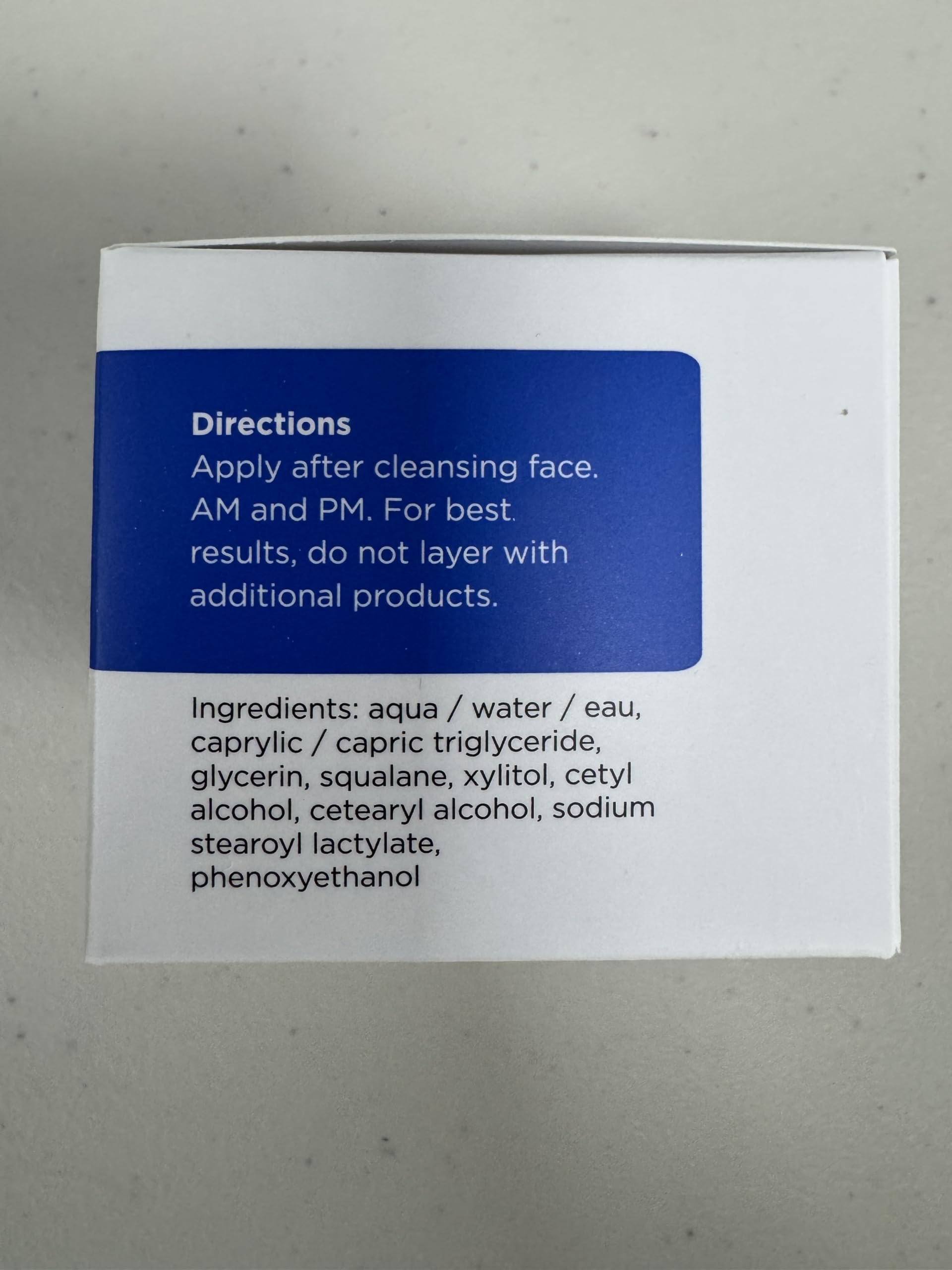 Dermgentle crema seborreica, sin esteroides, opción suave para uso diario.