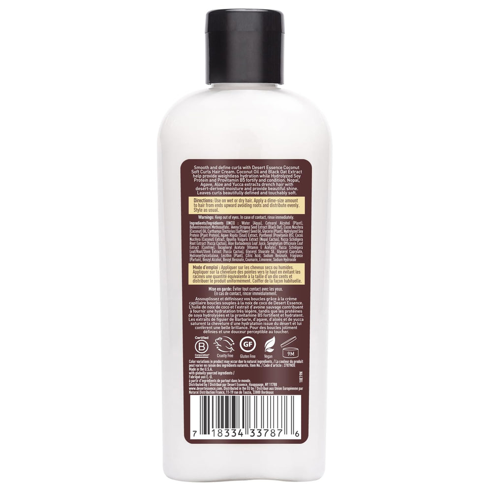 Aplicación en mechones para definición sin frizz con Desert Essence Coconut Soft Curls.