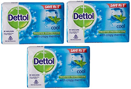 Detalle de barra Dettol Cool con etiqueta verde, confianza para piel saludable.
