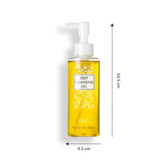 DHC disolviendo protector solar y maquillaje durante la limpieza.