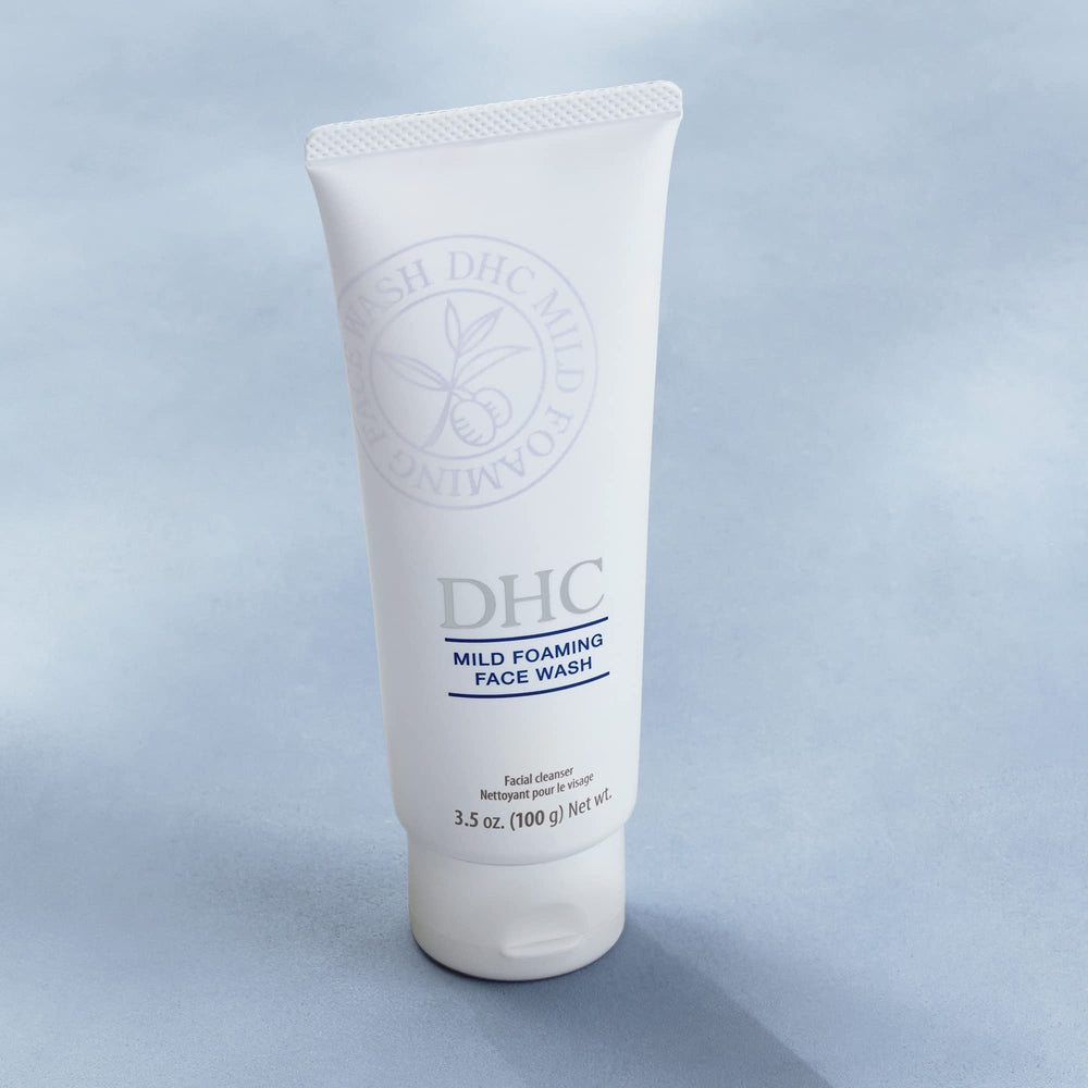 DHC Limpiador Facial Espumoso deja la piel suave y fresca