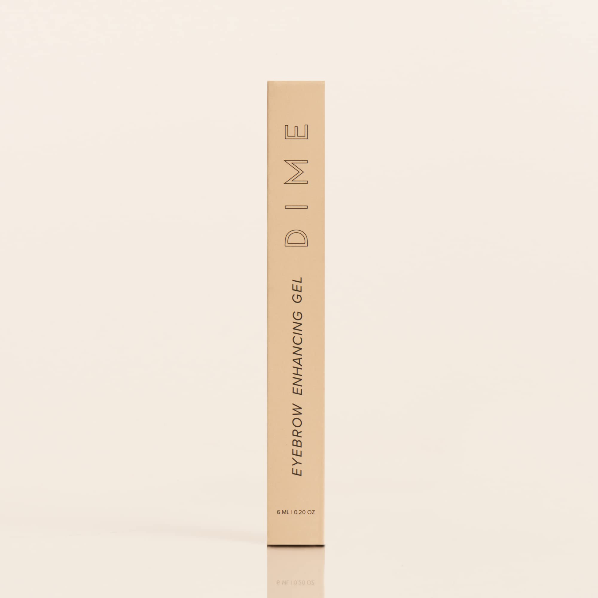 Envase sostenible de DIME, compromiso con la belleza responsable.