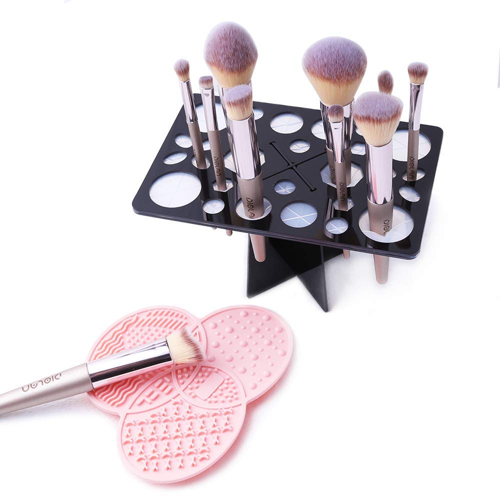 Tapete Diolan para limpieza de pinceles en silicona con forma de trébol, suave y duradera.