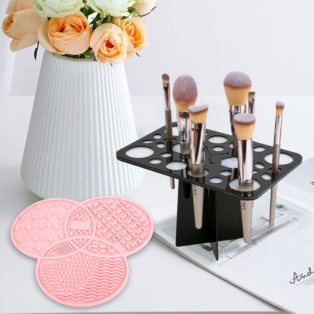 Uso doméstico para maquillaje con Diolan, ideal para mesas pequeñas.