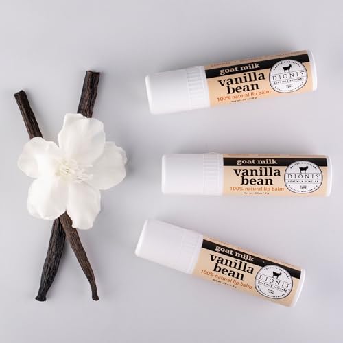 Aplicación suave del bálsamo labial Dionis para labios secos