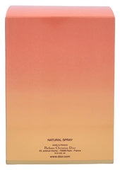 Dior Dune cap design offers smooth grip and easy spraying.