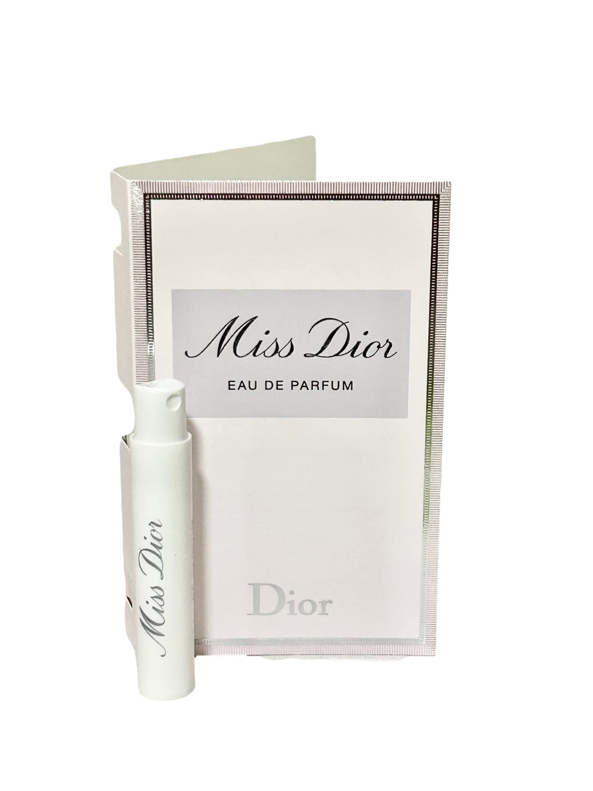 Miss Dior Eau de Parfum muestra en botella, aroma elegante para ocasiones especiales y diario