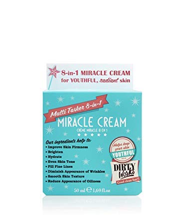 Aplicación facial y de cuello con Dirty Works para hidratación.