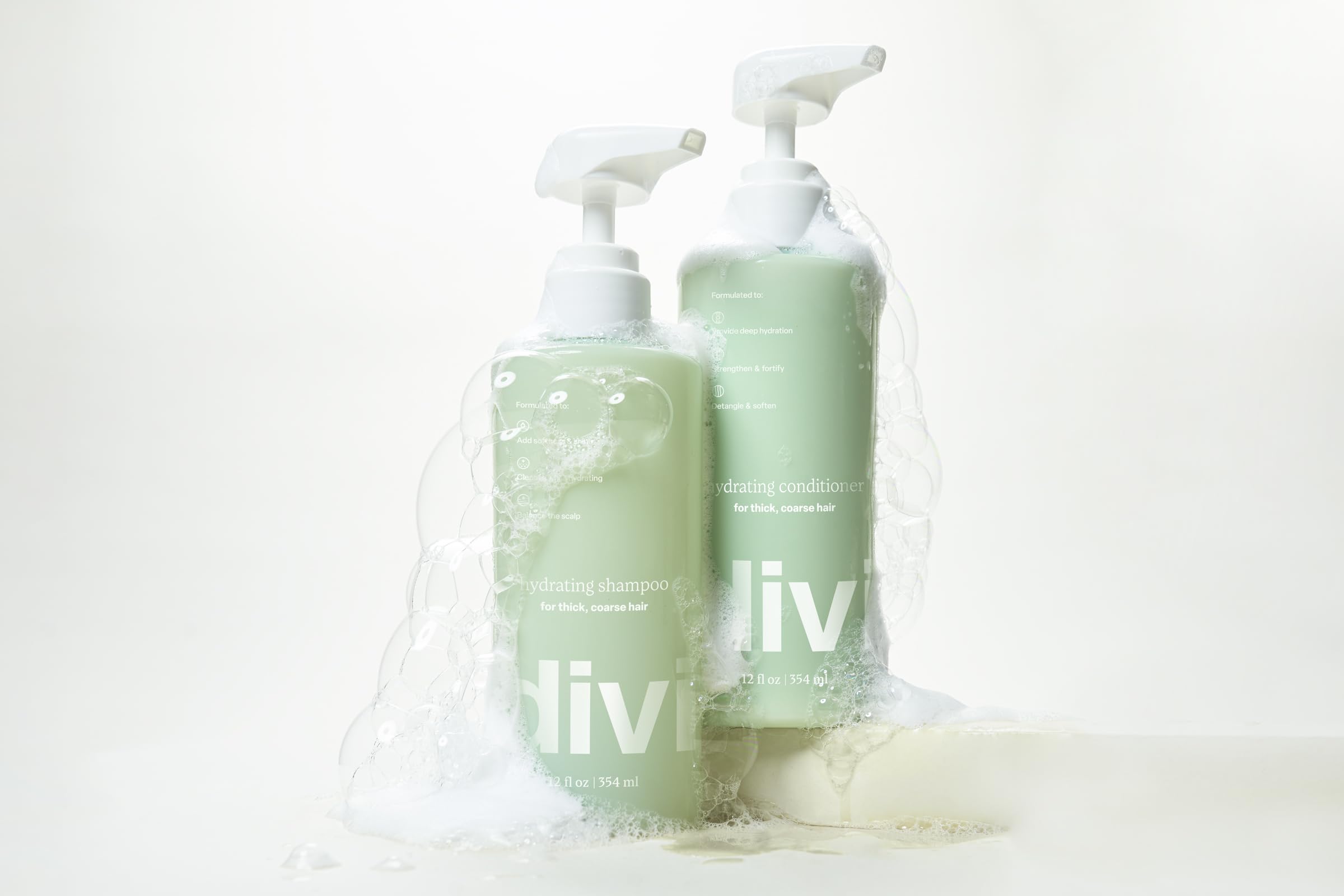 Divi rutina hidratación cabello, desenredado y tacto suave al peinar.