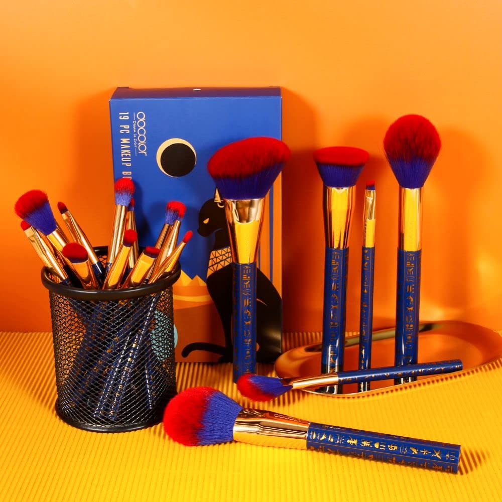 Etui de rangement pratique pour transporter les pinceaux docolor.