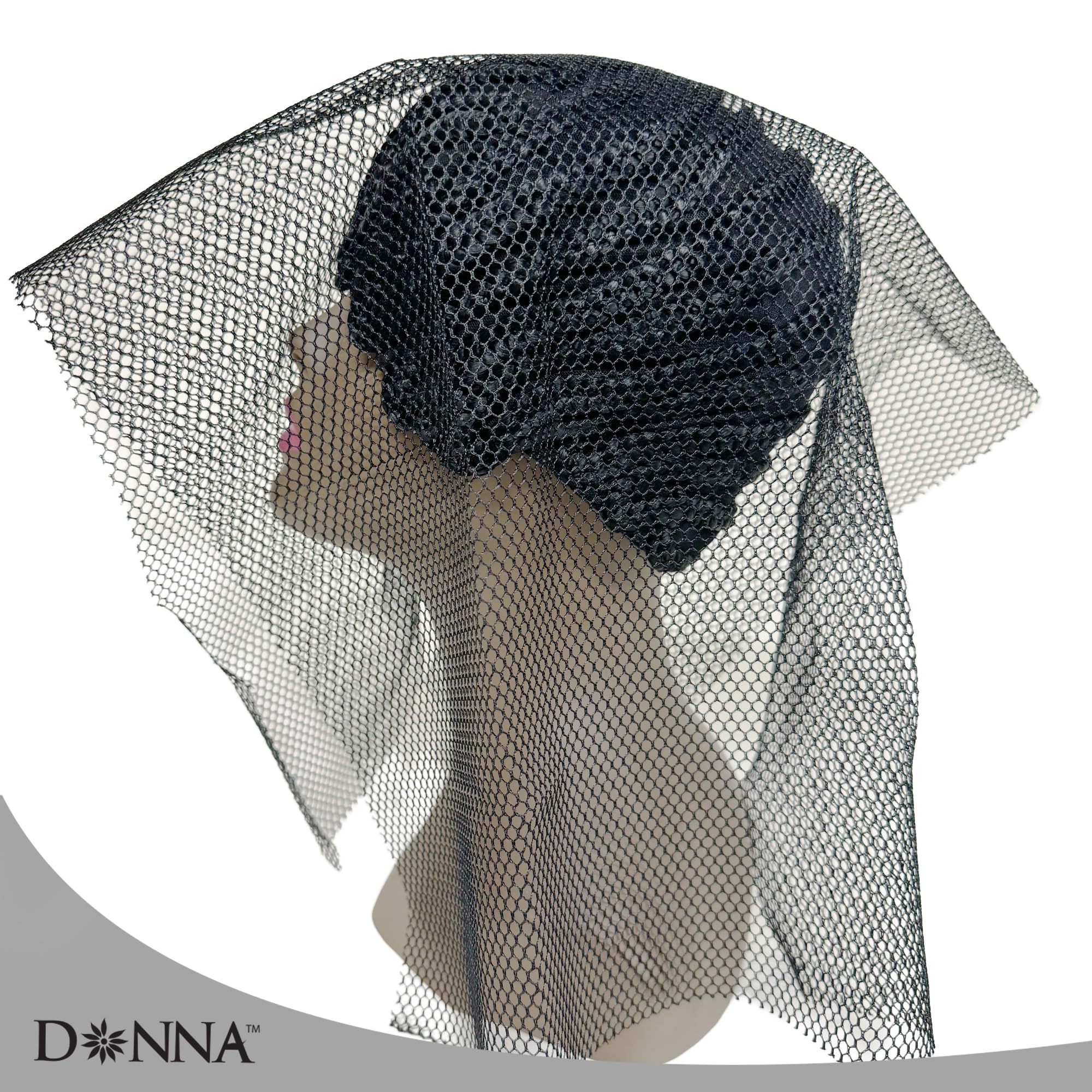 Donna Deluxe estructura triple de hilos refuerza la sujeción en trenzas y extensiones.
