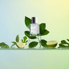 Dossier Fruity Honey packaging box reflects elegant, gift-ready presentation for special occasions.