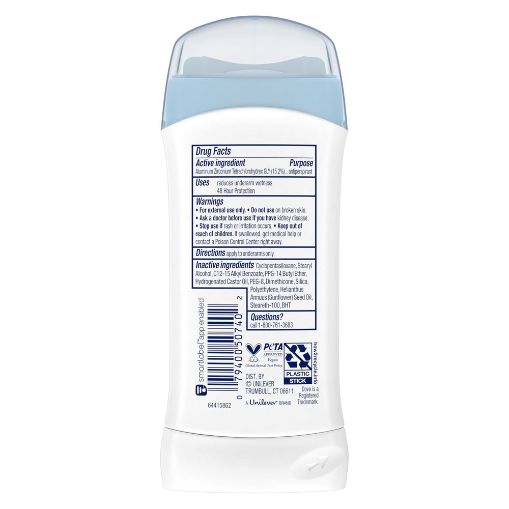 Aplicación suave de Dove Invisible Solid Sensitive Desodorante para piel sensible