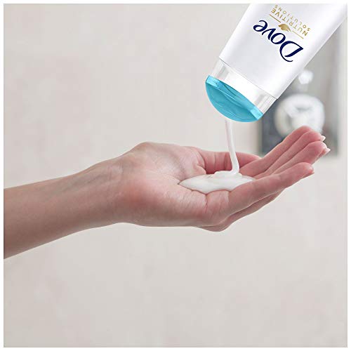 Dove Daily Moisture Shampoo water droplets evoke refreshing cleanse.