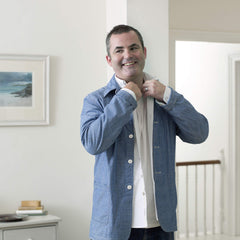Textura cremosa del desodorante Dove Men+Care Clean Comfort.