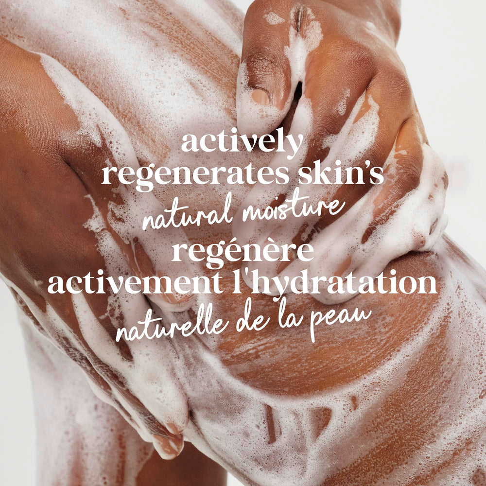 Dove mezcla hidratante renovadora brinda nutrición suave a la piel.