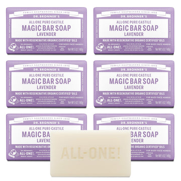 Dr. Bronner's barra de jabón lavanda, espuma cremosa y lavado suave.