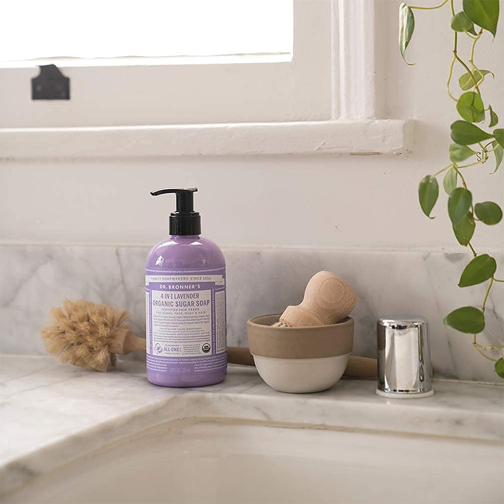 Dr. Bronner's Hierba Limón: fragancia cítrica para uso diario.