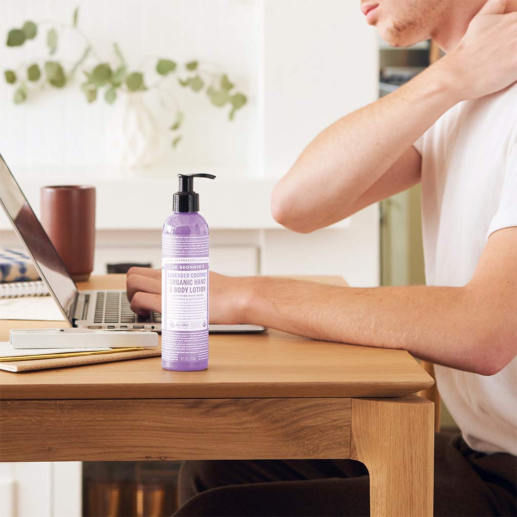 Dr. Bronner's loción orgánica lavanda coco: aroma calmante y hidratación.