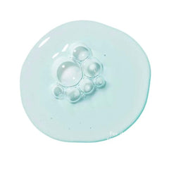 Dr Dennis Gross Hyaluronic Marine Hydration Booster — texture légère prête à l'application sur le visage.