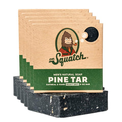 Dr. Squatch barra jabón natural pino tar frente con aroma vigorizante.