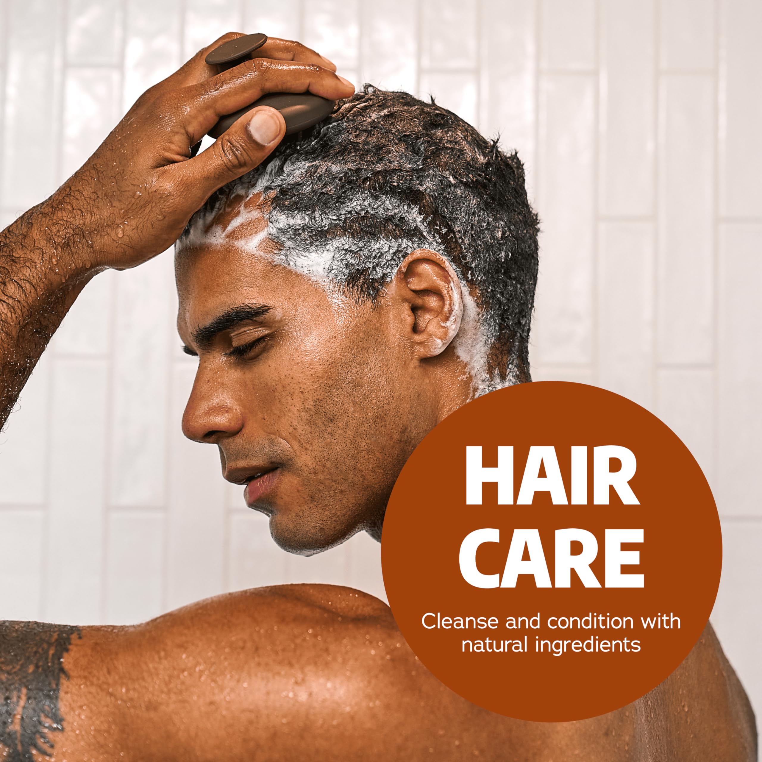 Coffret Dr. Squatch exposé, duo naturel pratique pour la routine masculine.