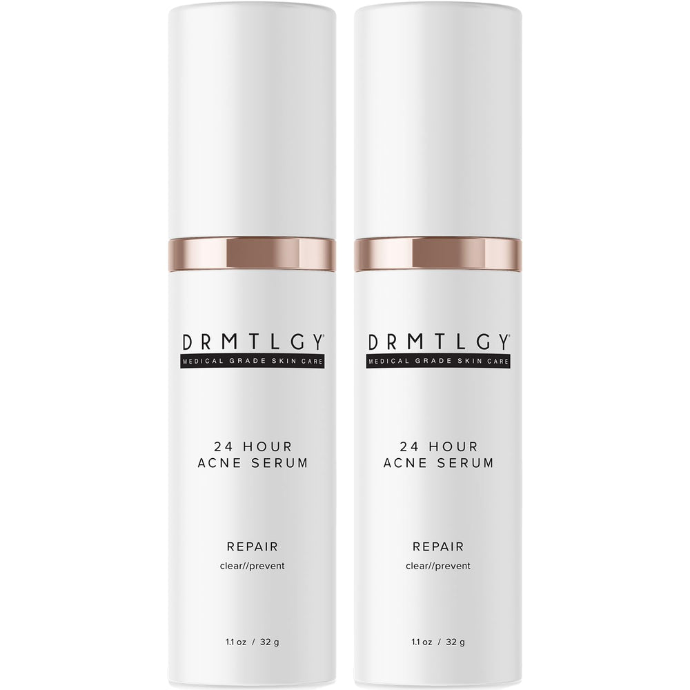 DRMTLGY botella tratamiento acne muestra aplicación puntual para brotes.
