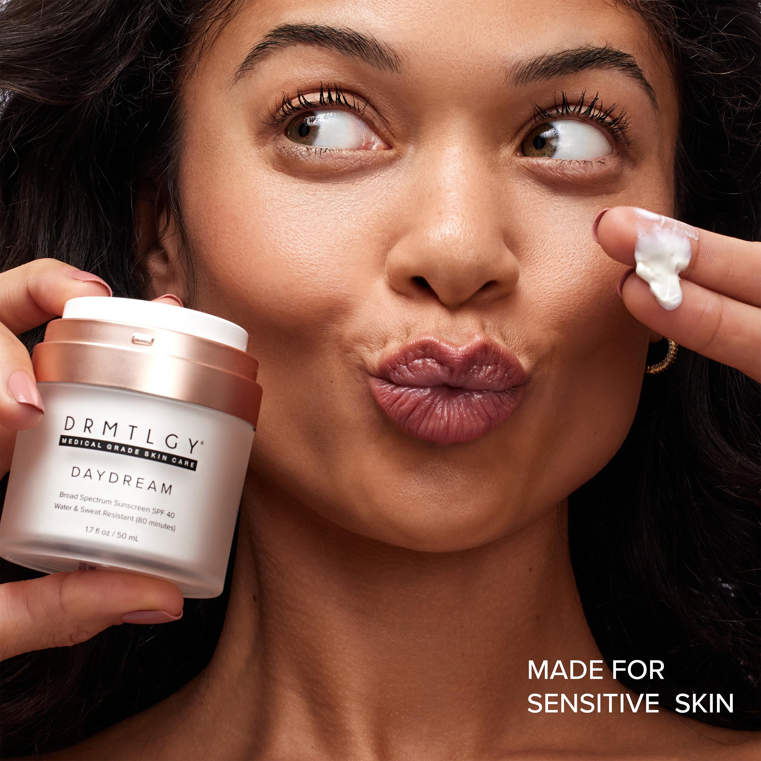 DRMTLGY Day Dream: protección UV sin residuo blanco en la piel.