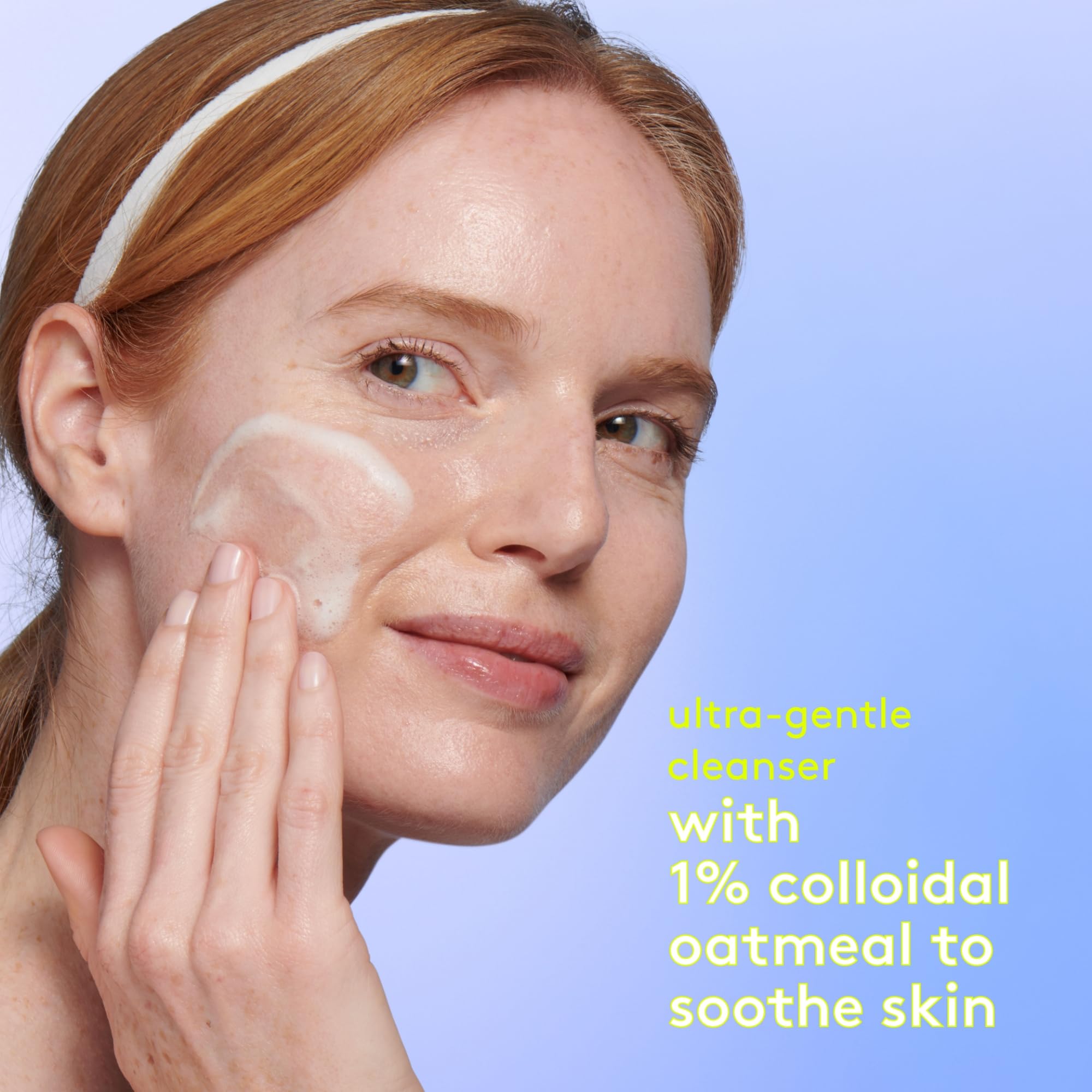 Textura cremosa de Drunk Elephant Mello Marula Cream Cleanser lista para usar.