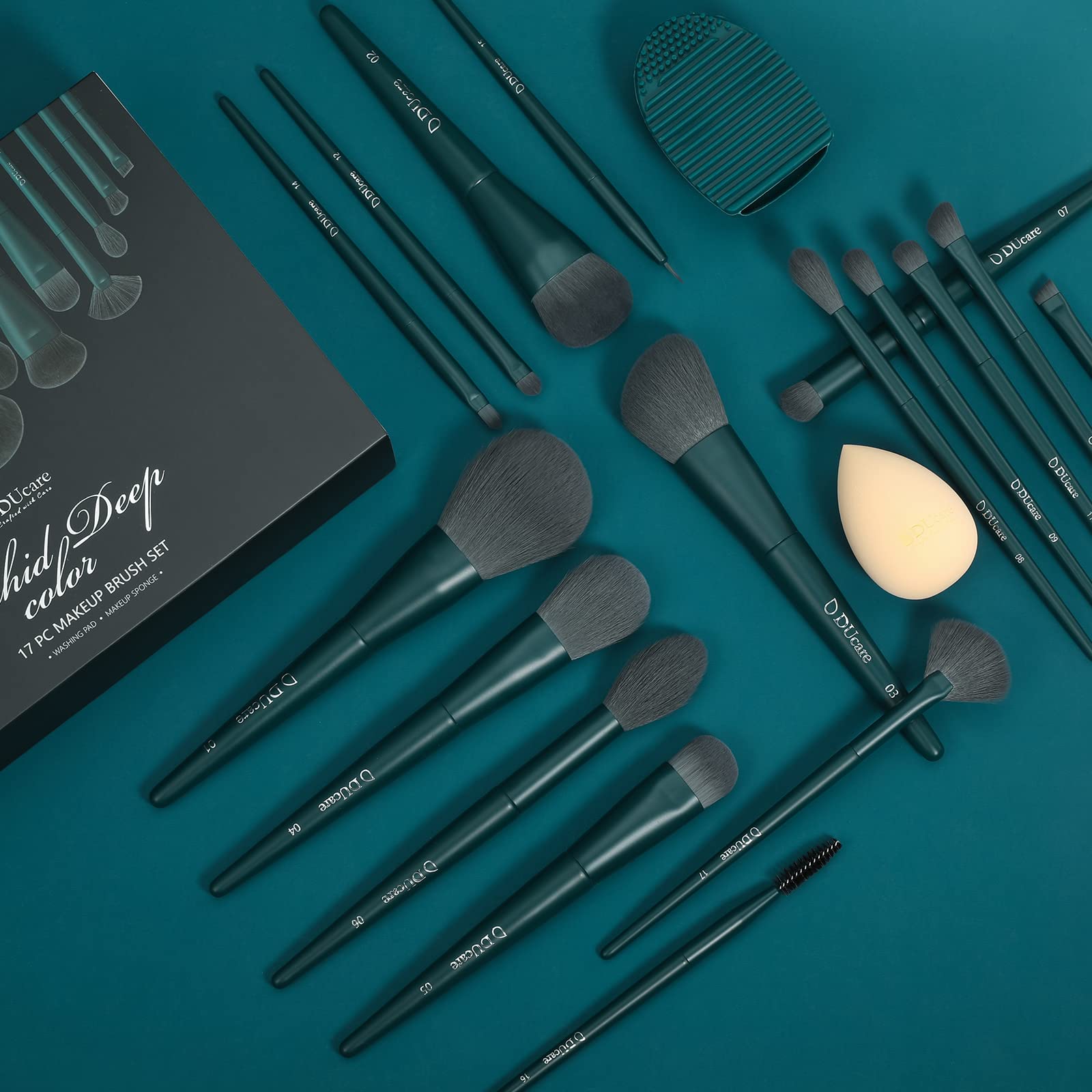 DUcare caja regalo lista para sorprender y disfrutar del maquillaje.
