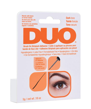 DUO adhesivo para pestañas, aplicación precisa con cepillo fino.