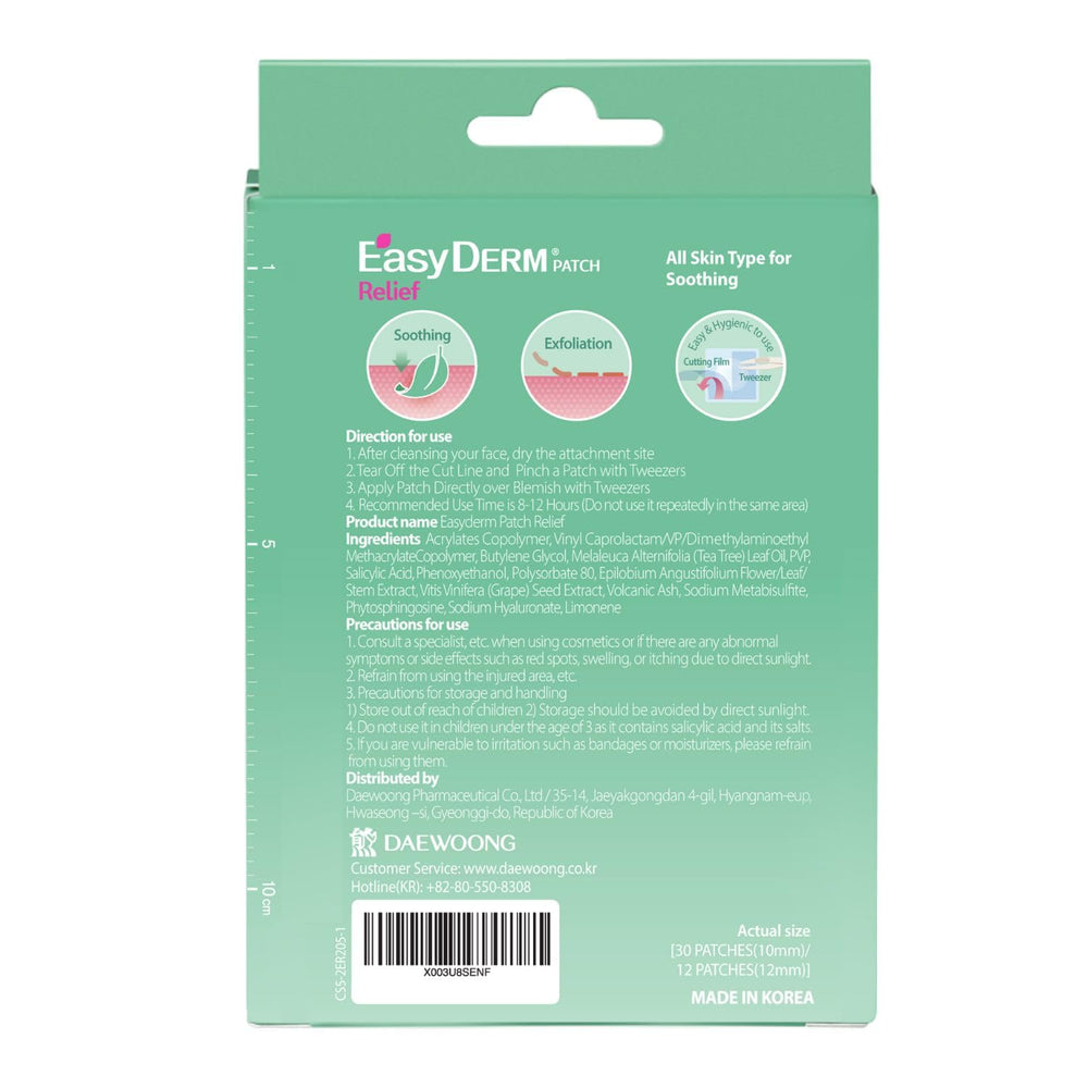 Parche ultra fino de 0,1 mm de DWEasyDerm sobre la piel, discreto.
