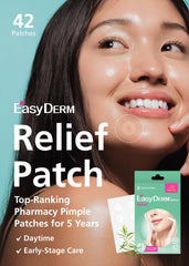 Parche de DWEasyDerm aplicado en zona afectada, cobertura discreta.