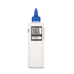 Dynamic Color Co tinta blanco triple, primer plano con color vibrante para diseños claros.