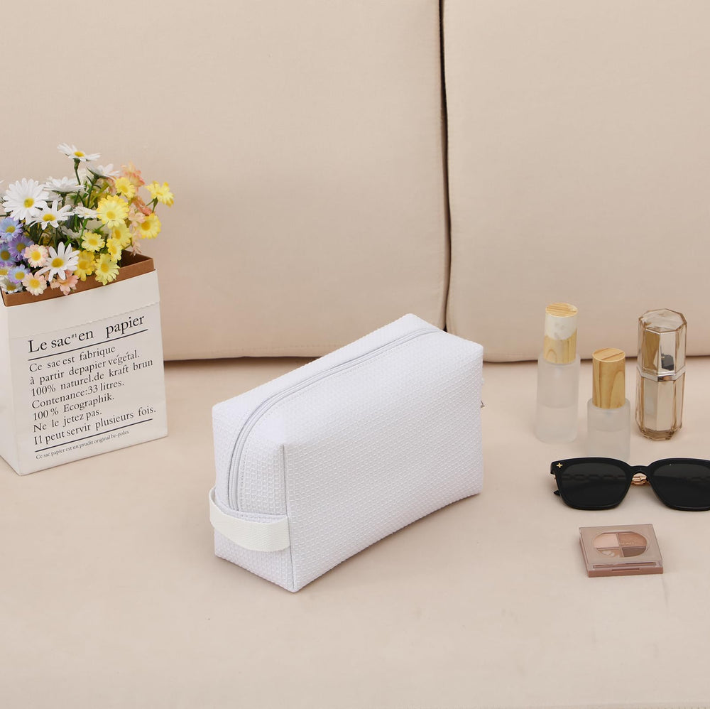 DYSHAYEN bolsa maquillaje waffle apertura amplia para acceso rápido.