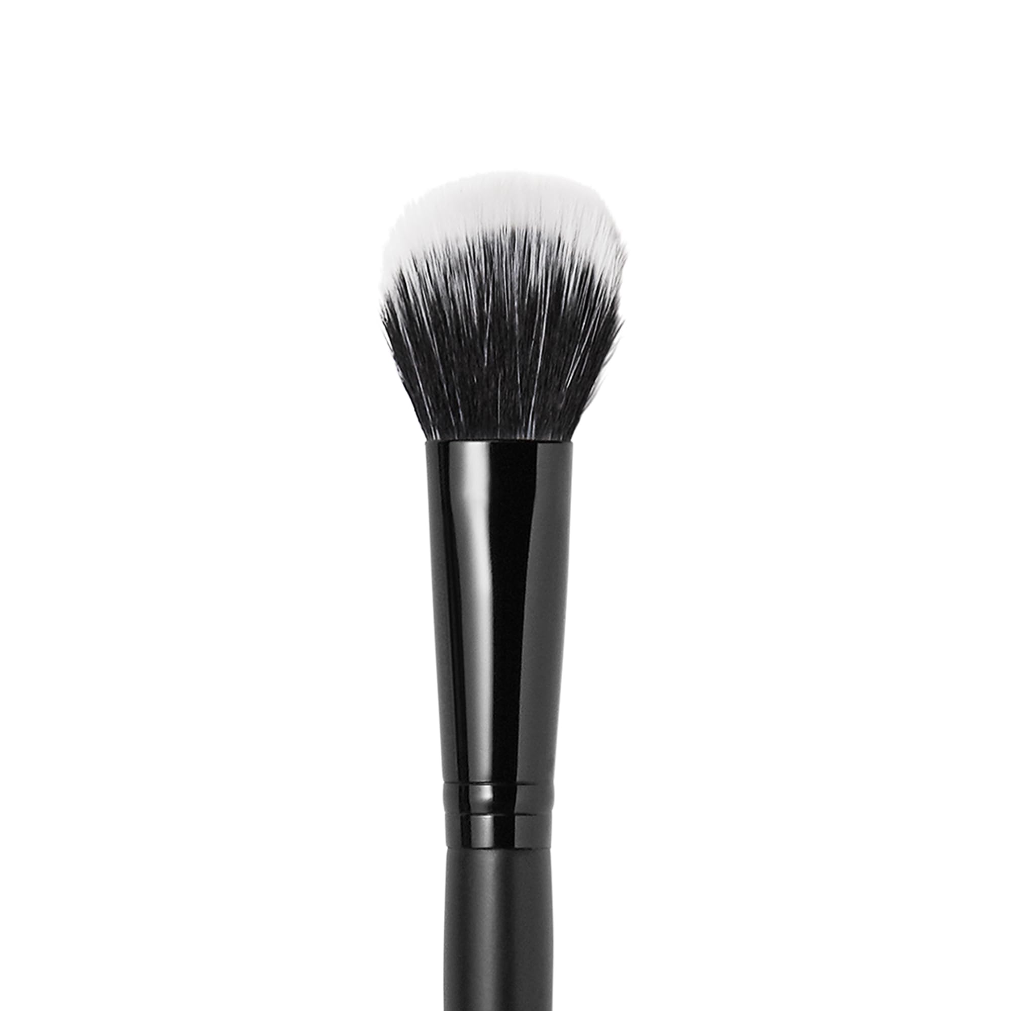 Detalle de fibras duo del pincel e.l.f. Putty Blush Brush para difuminar