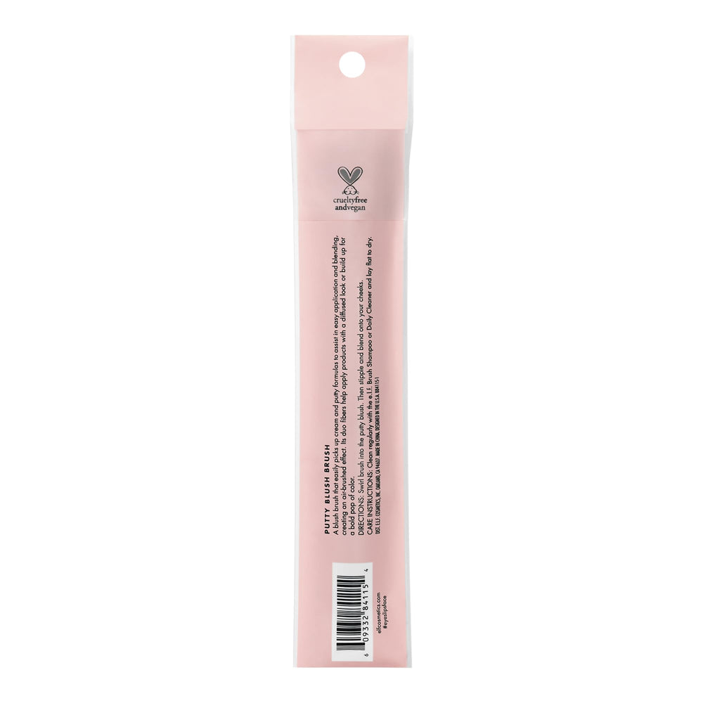 Pincel e.l.f. Putty Blush Brush complementando Putty Blush y Putty Bronzer