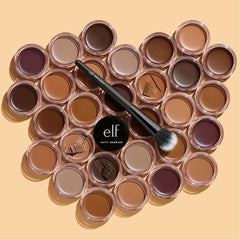 e.l.f. Putty Bronzer en blend suave para tono uniforme.