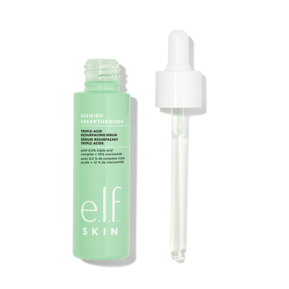 e.l.f. SKIN Blemish Breakthrough: aplicación nocturna suave sobre la piel limpia.