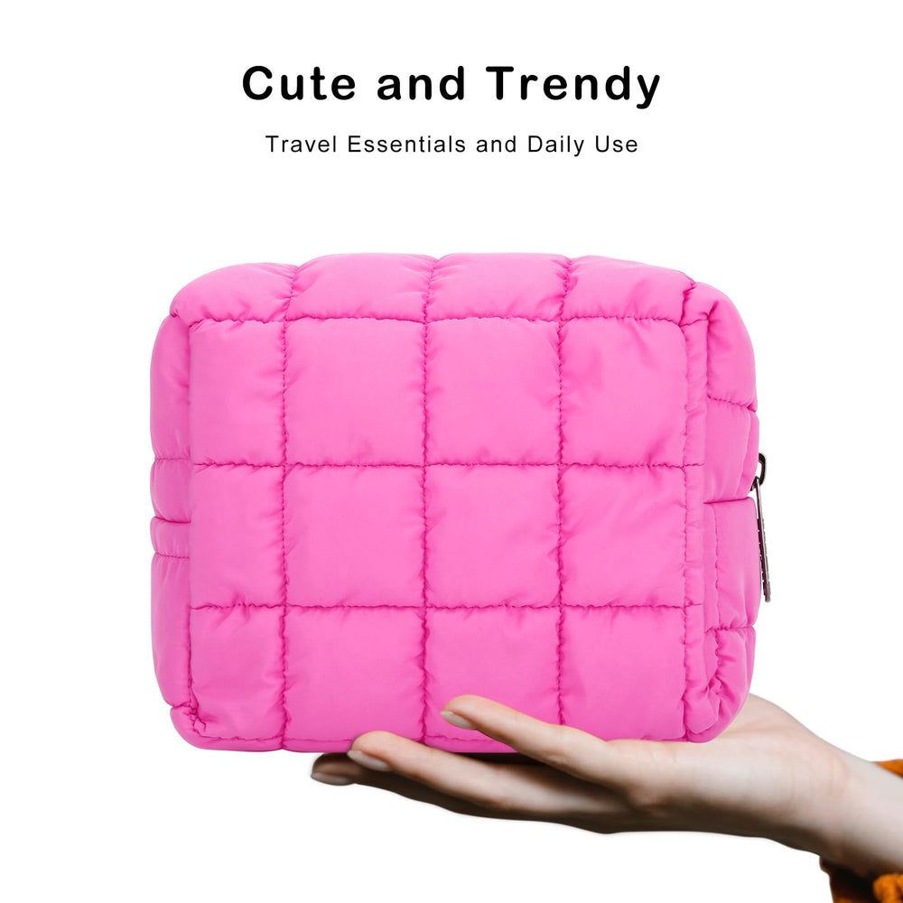 Ideal para viaje, estuche E-Tree cabe en bolso grande.